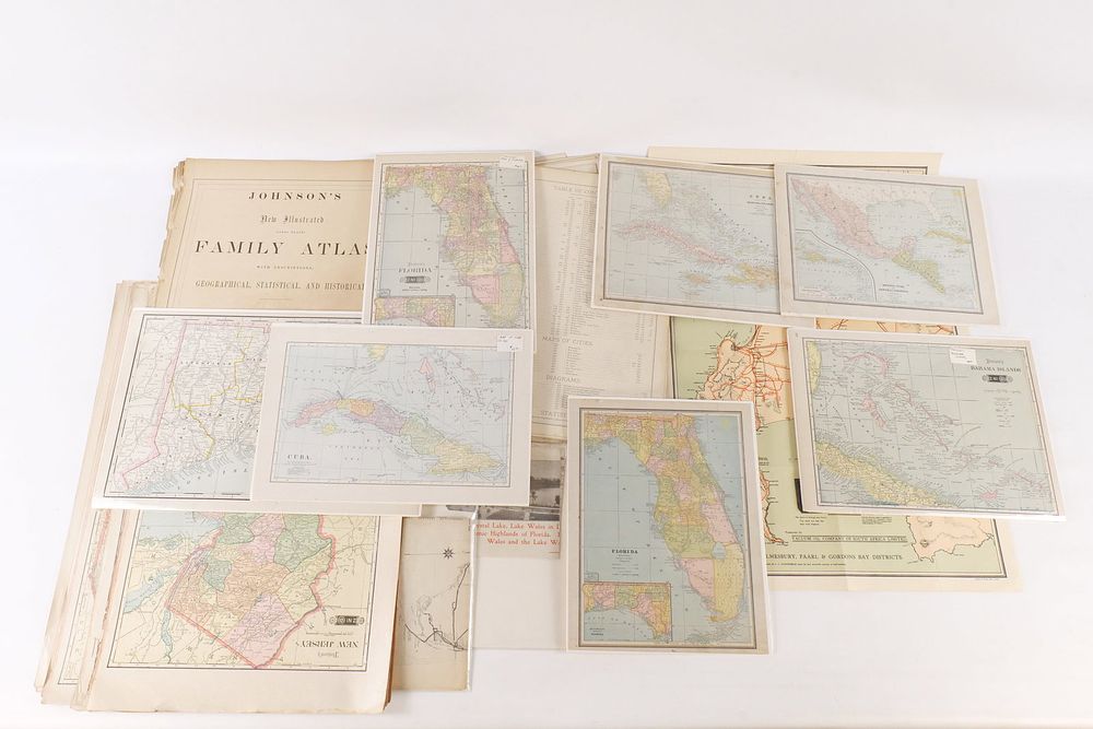 Lot 182: Lot of Maps and Atlas