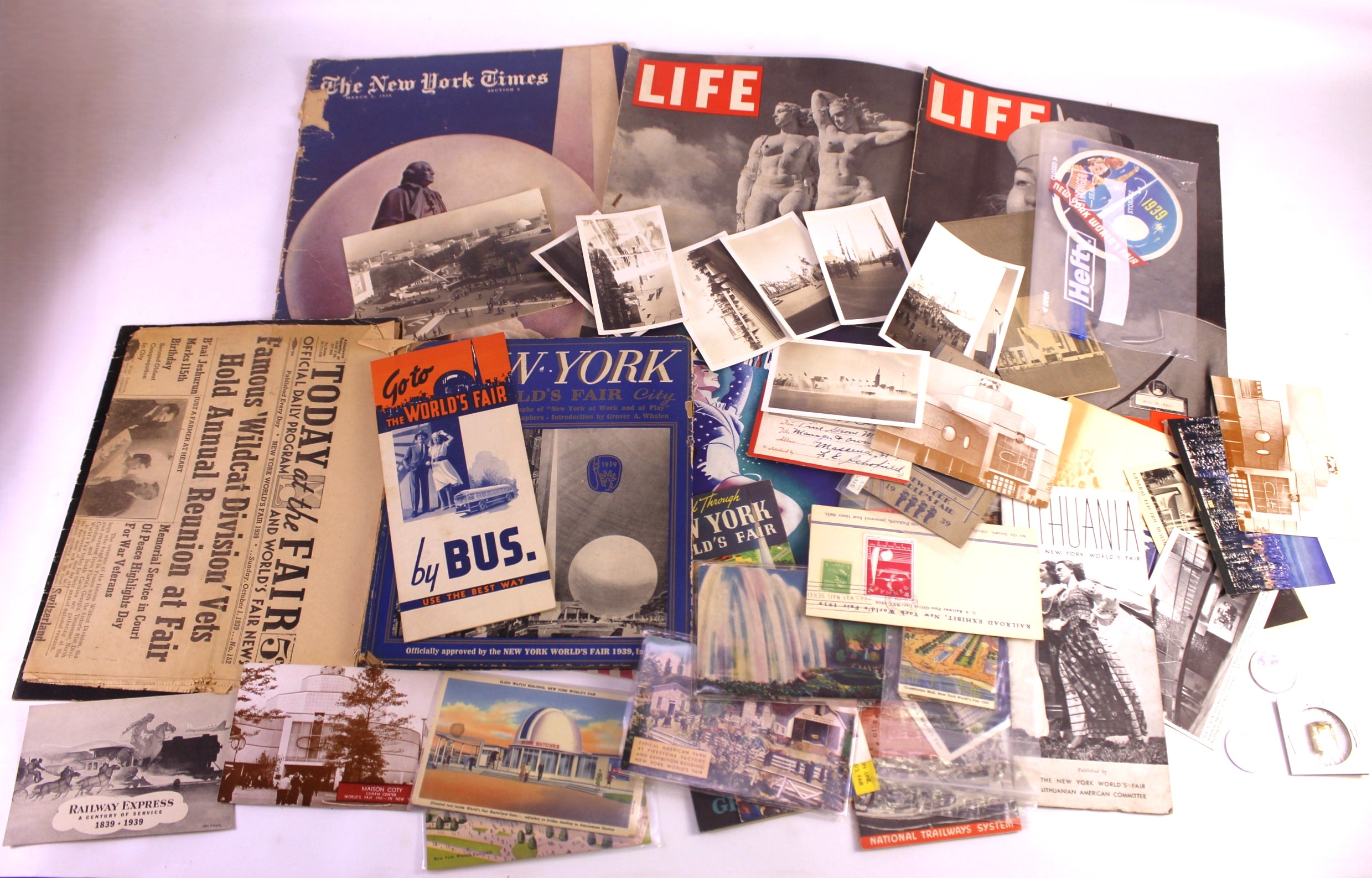 Lot of 1939-40 New York World's Fair Items