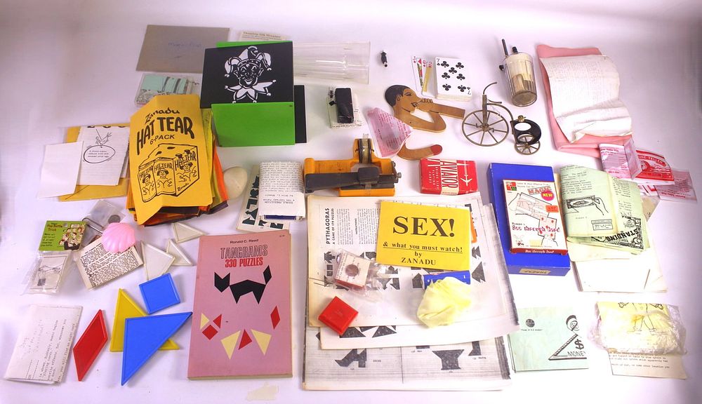 Lot 201: Lot of Magic Tricks