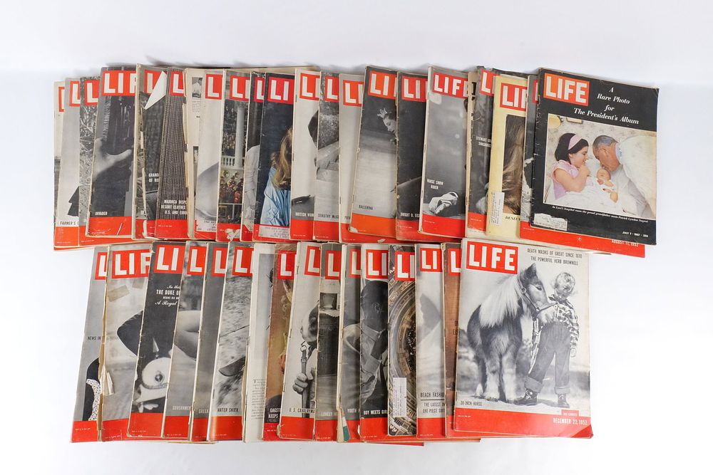 Lot 203: Lot of Vintage Life Magazines
