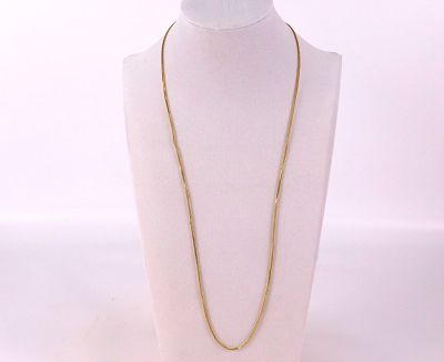 14k Foxtail Link Chain. Has V shaped Chevron links throughout. Has one kink - See Photos. 