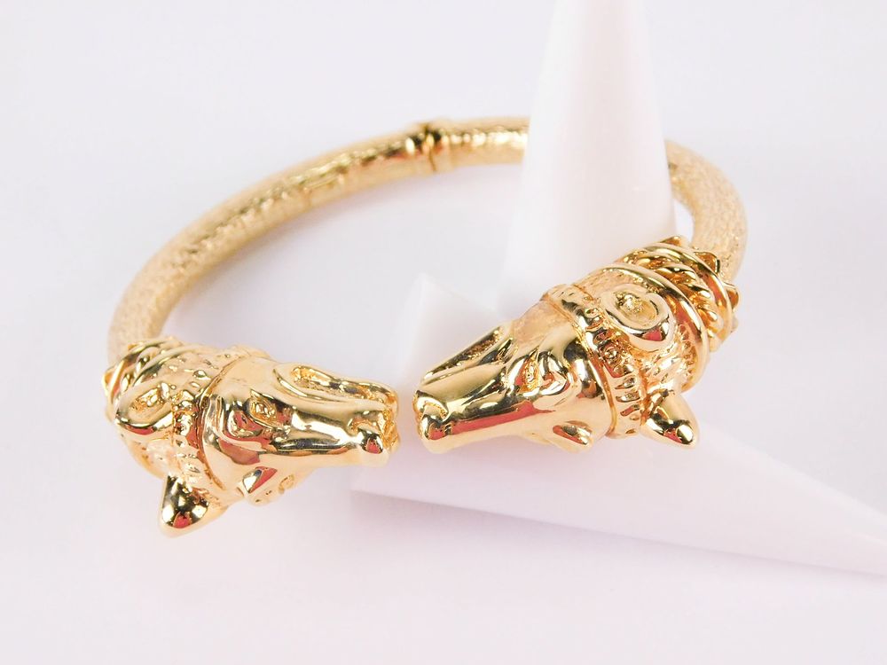 Lot 155: 14k Yellow Gold Hound Wolf Head Hinged Bangle Bracelet