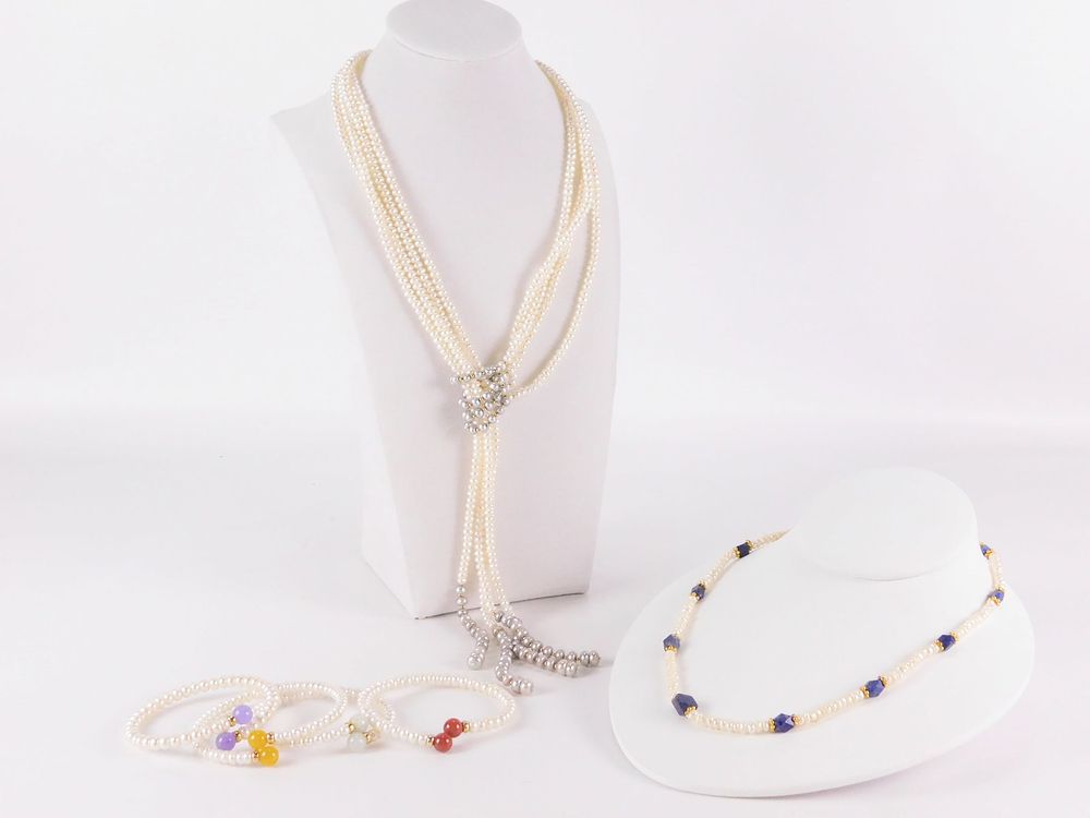 Lot 166: Lot of Pearl Jewelry