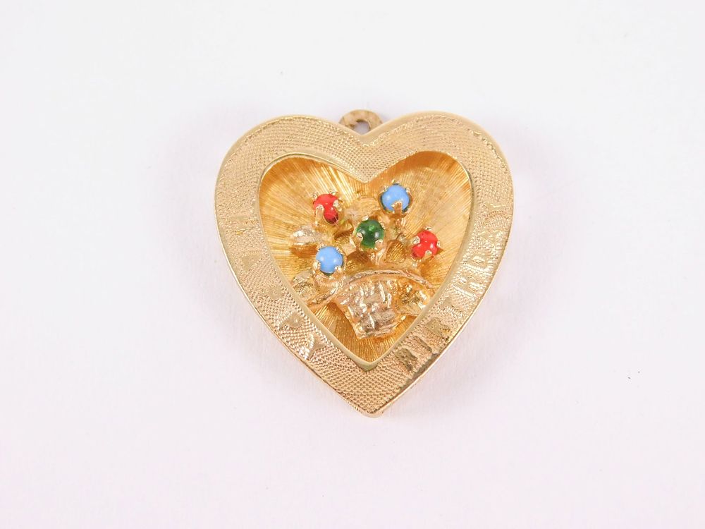 Lot 169: 14k Yellow Gold Happy Birthday Heart Charm/Pendant Set
