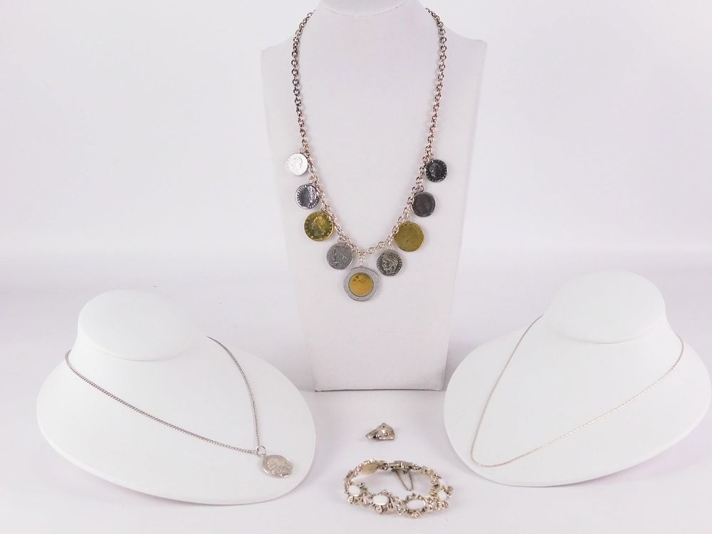 Lot 187: Lot of Sterling Silver Jewelry