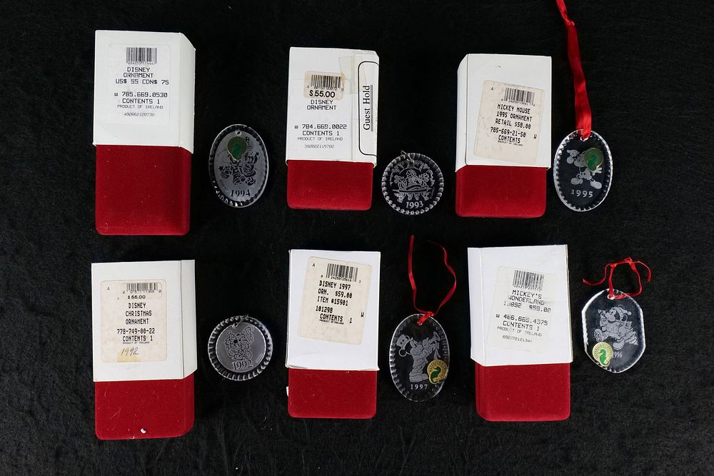 Lot 313: Lot of 6 Disney Waterford Crystal Ornaments