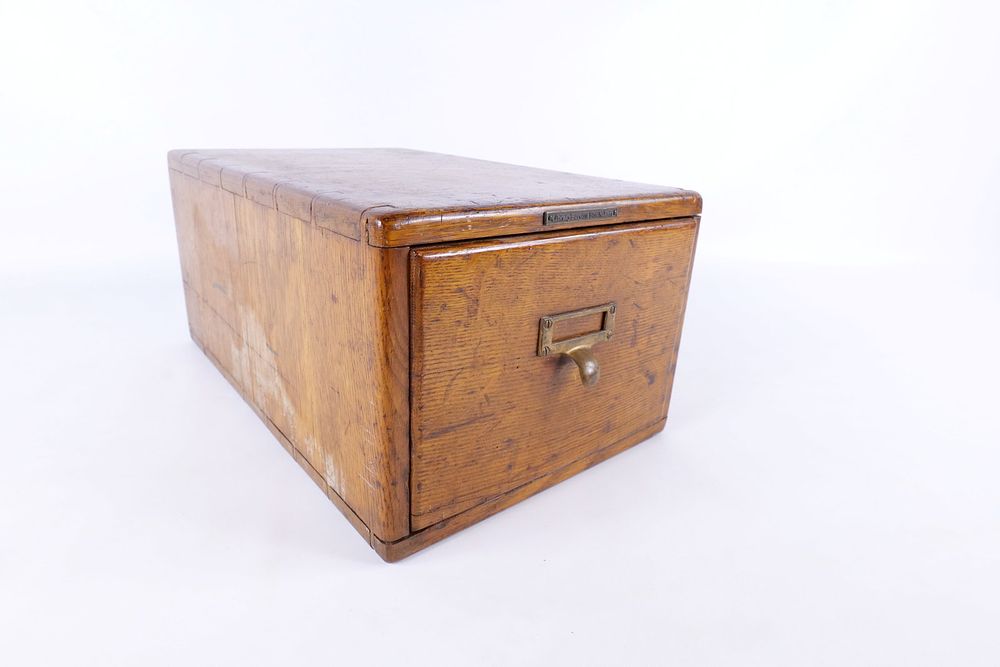 Lot 190: Antique Library Bureau Sole Makers Oak Single Drawer Card Catalog File Box