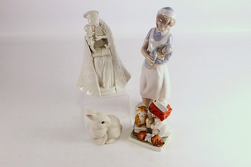 Lot 225: Lot of 4 Collectible Porcelain and Bisque Figurines