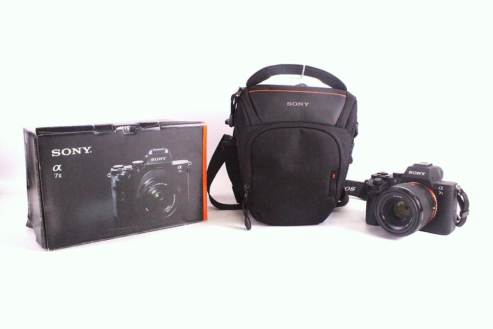 Lot 242: Sony Alpha 7 II Camera Kit