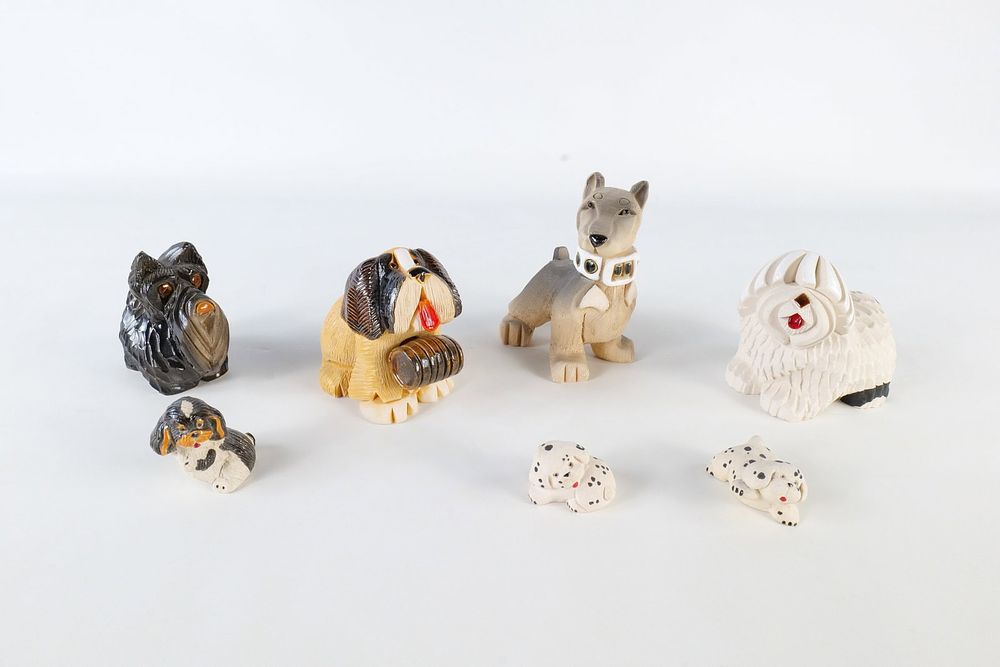 Lot 312: A Collection of Artesania Rinconada Figurines