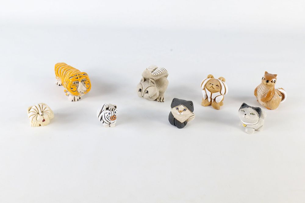 Lot 336: A Collection of Artesania Rinconada Figurines