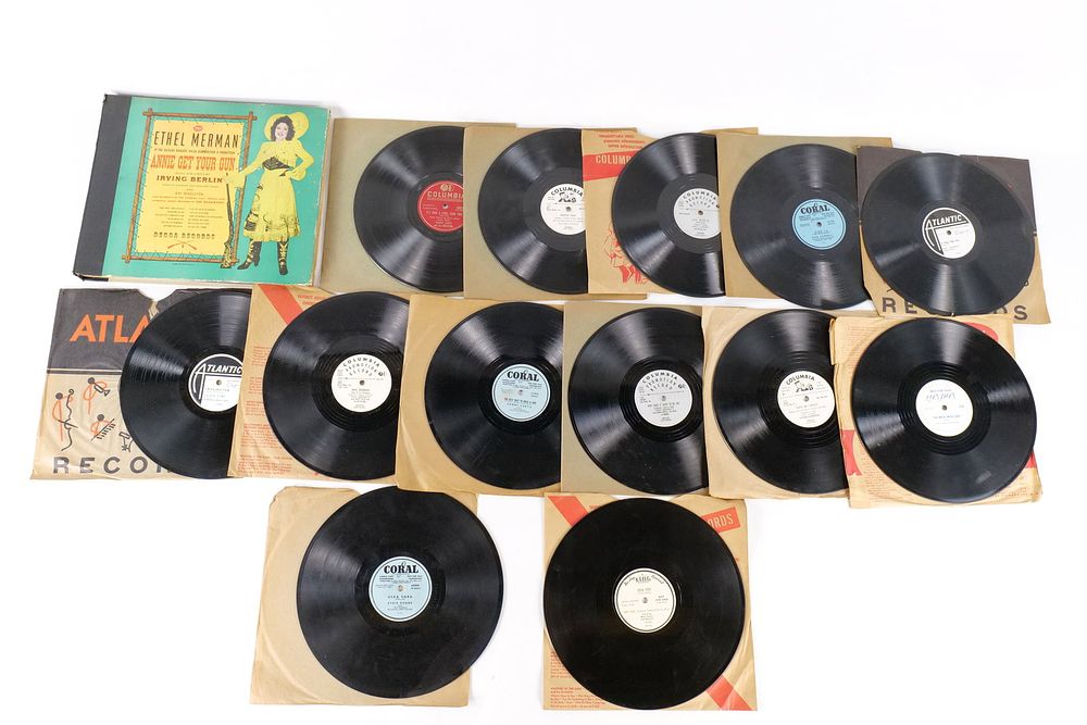 Lot 462: Lot of 14 Vintage 78 RPM Records