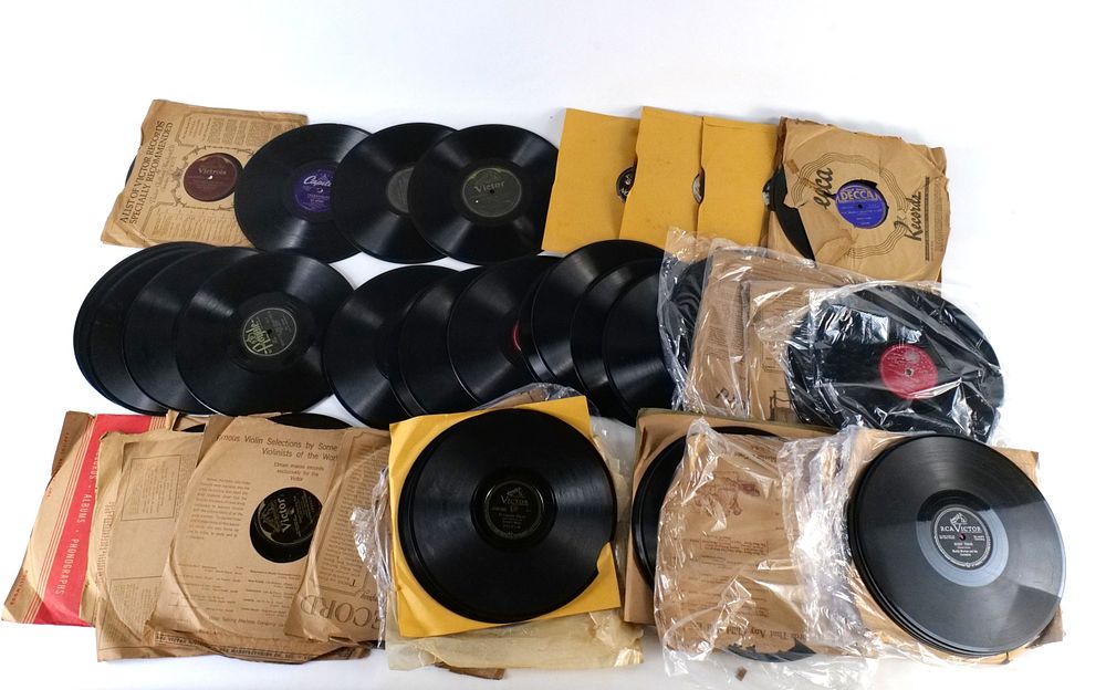 Lot 470: Lot of Vintage 78 RPM Records