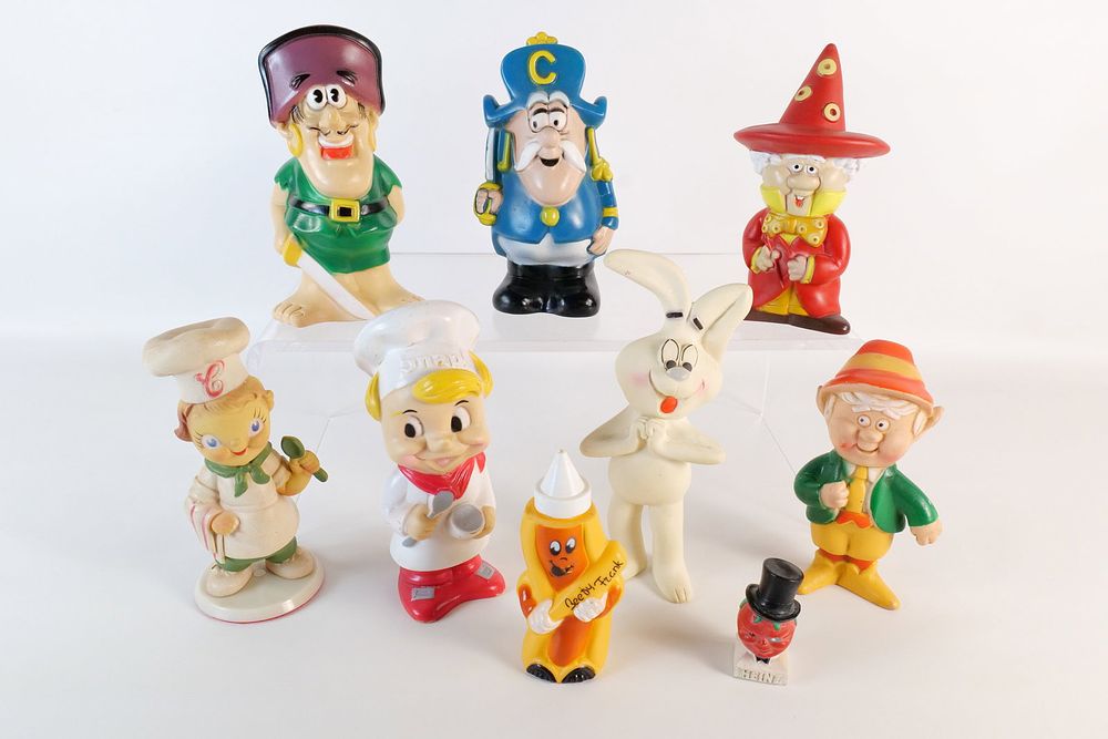 Lot 244: Lot of Vintage Advertising Food Related Banks and Squeak Toys