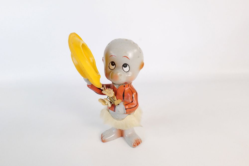 Lot 249: Vintage Walt Kelly Pogo Possum Figurine
