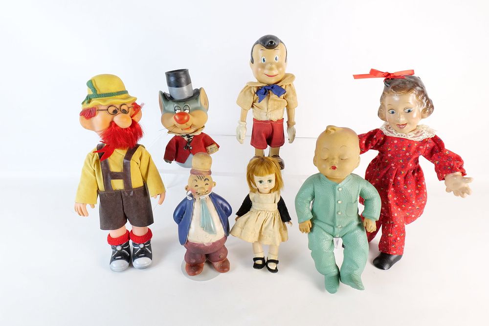 Lot 280: Group Lot of Vintage Figures and Dolls