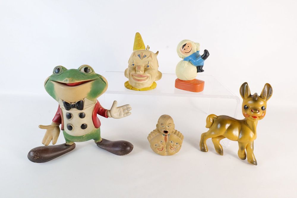 Lot 283: Group Lot of Vintage Rubber and Resin Figures