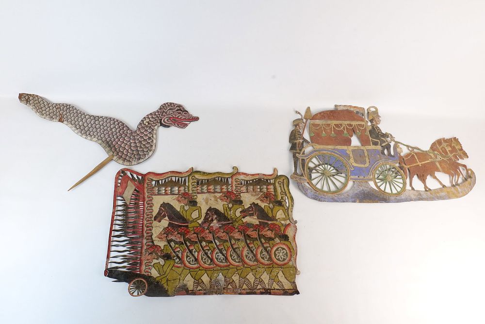 Lot 298: Lot of 3 Vintage Indonesian Wayang Kulit/Wayang Beber Shadow Puppet Items