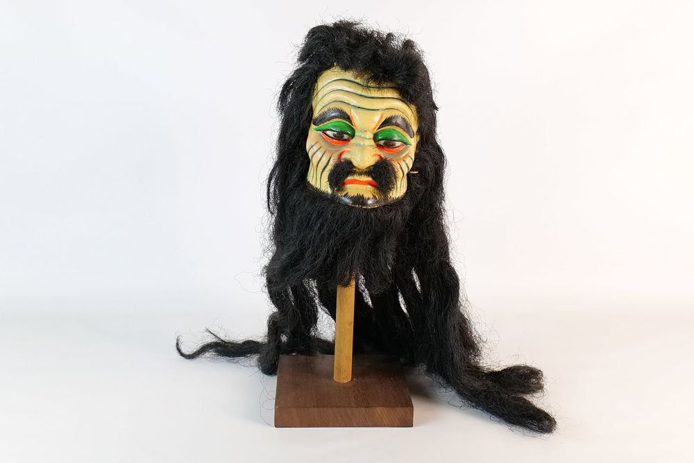 Lot 311: Vintage Hand Painted Wooden Asian Opera Puppet Head