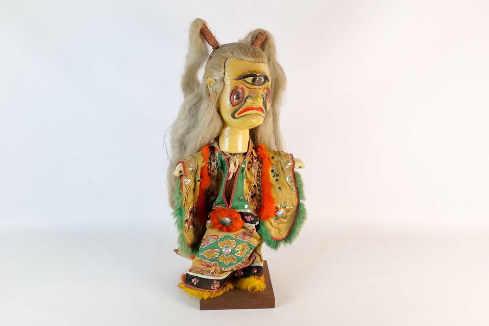 Lot 313: Vintage Chinese Opera Glove Puppet