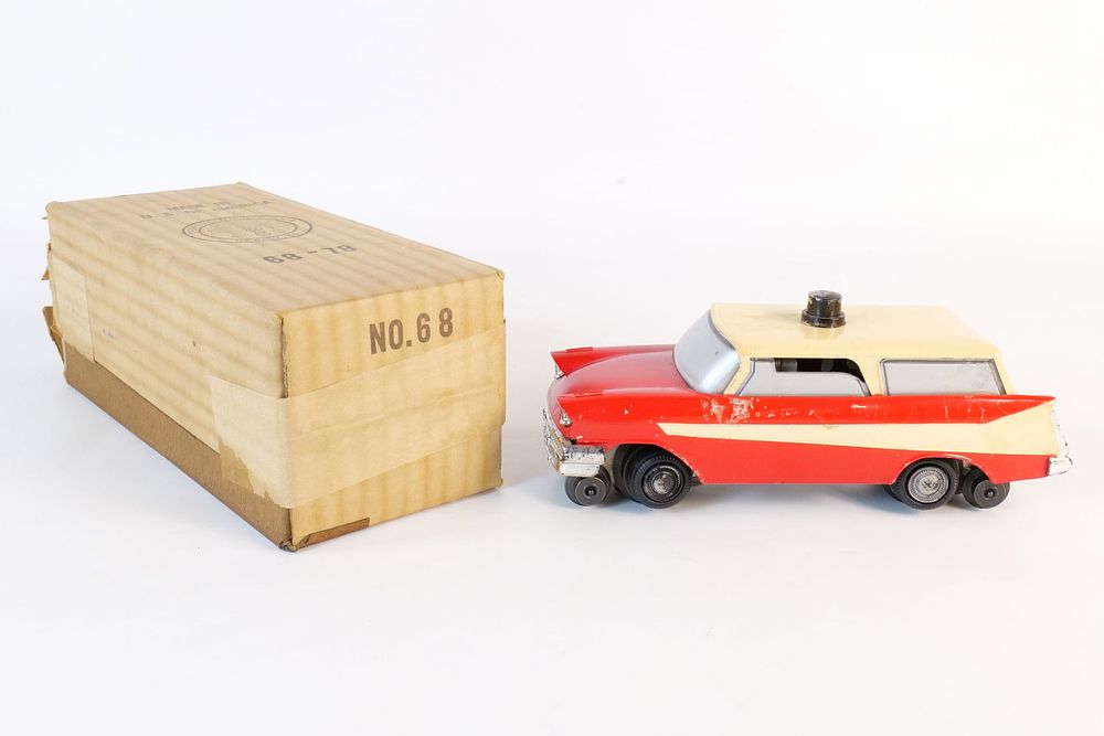 Lot 211: Vintage Lionel 0/27 Postwar Executive Inspection Car #68
