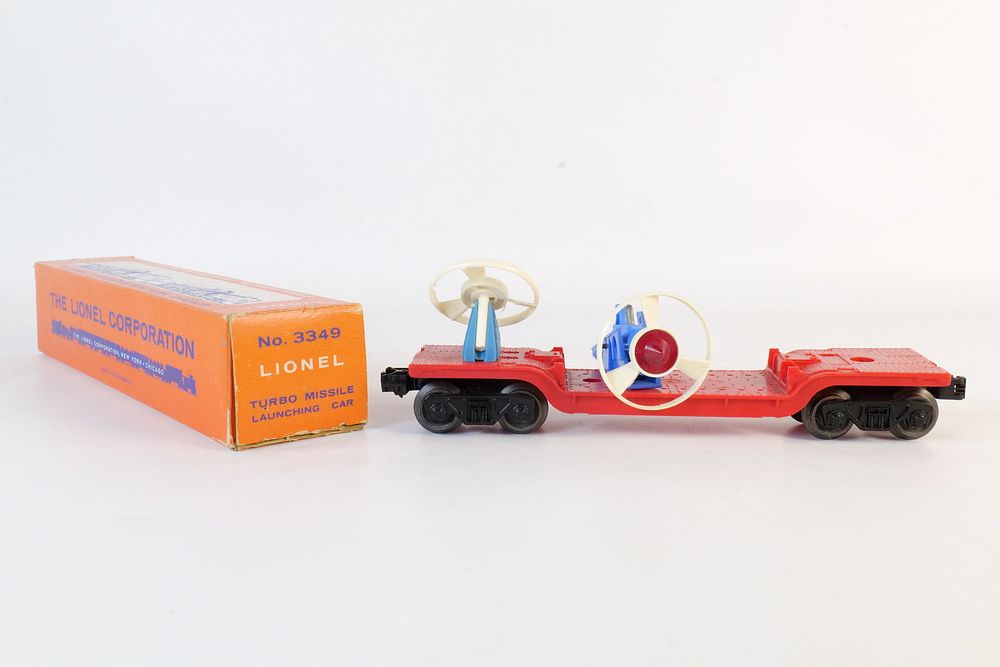 Lot 220: Vintage Lionel 0/27 Postwar Turbo Missile Launching Car #3349