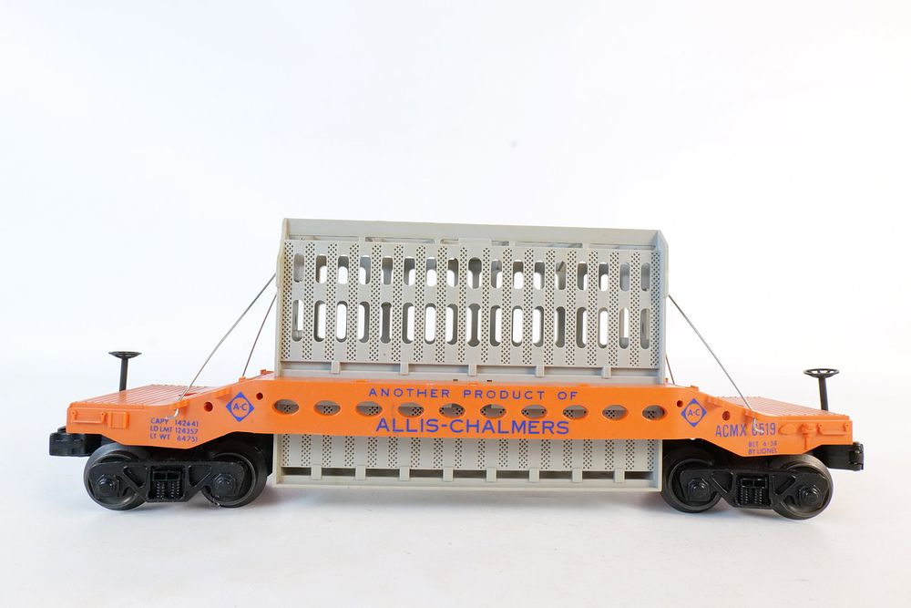 Lot 238: Vintage Lionel 0/27 Postwar ACMX Allis-Chalmers Flat Car #6519