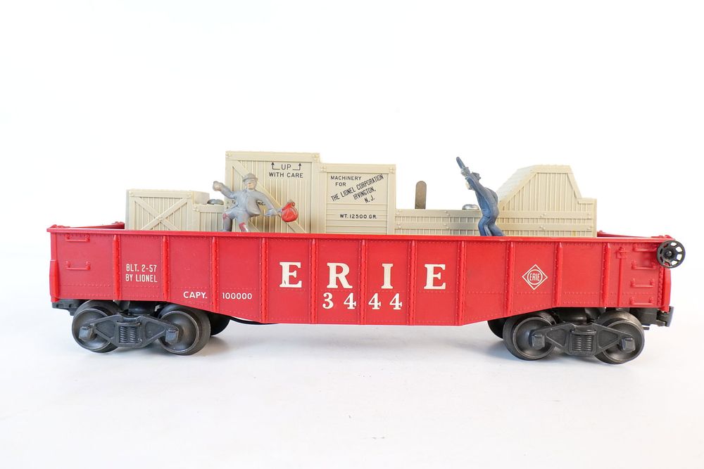 Lot 250: Vintage Lionel 0/27 Postwar Erie Cop and Robber Operating Box car #3444