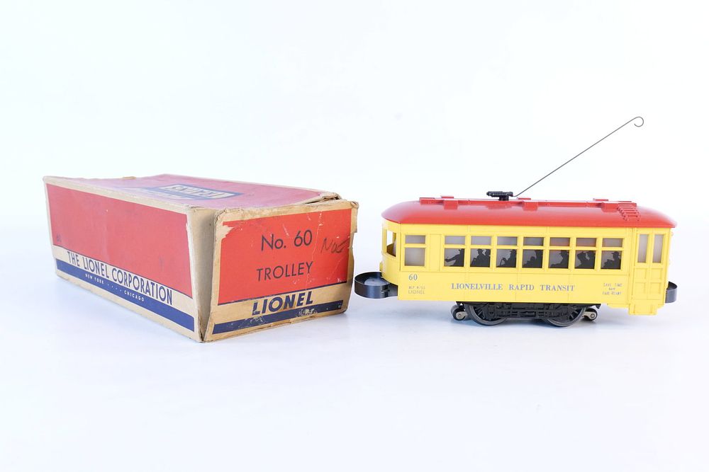 Lot 269: Vintage Lionel 0/27 Postwar Trolley #60