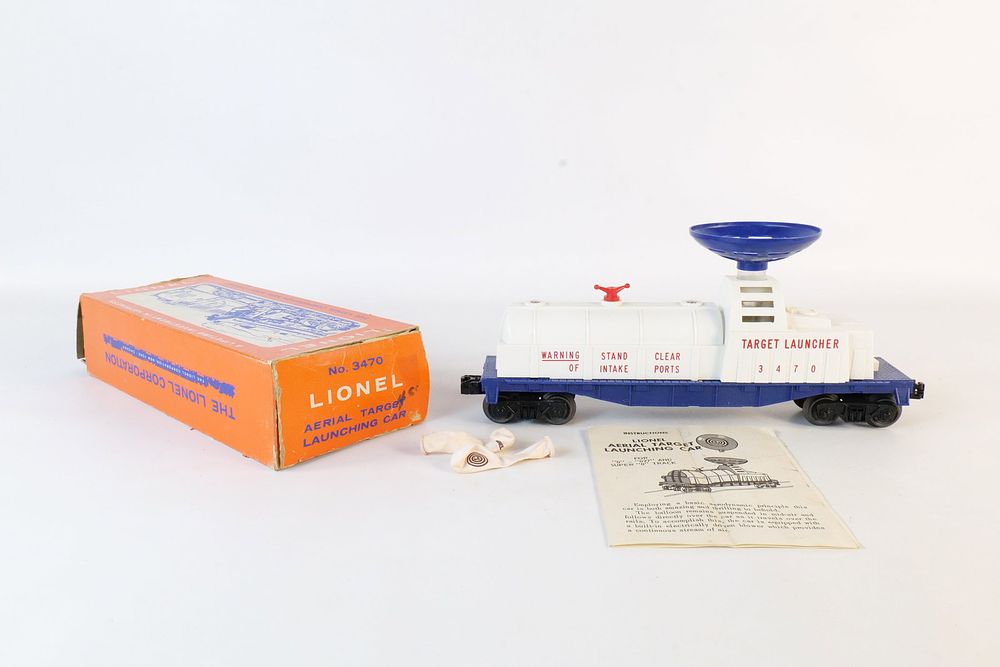 Lot 276: Vintage Lionel 0/27 Postwar Aerial Target Launching Car #3470