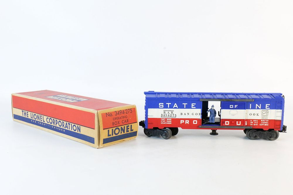 Lot 278: Vintage Lionel 0/27 Postwar State of Maine Bangor & Aroostock RR operating box car