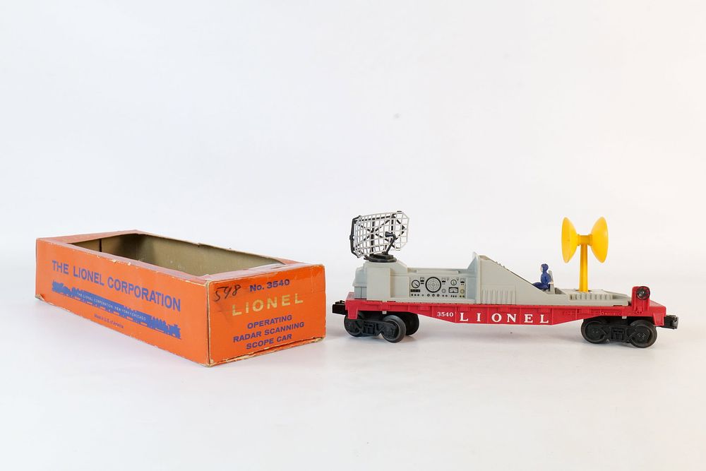 Lot 281: Vintage Lionel 0/27 Postwar Operating Radar Scanning Scope Car #3540