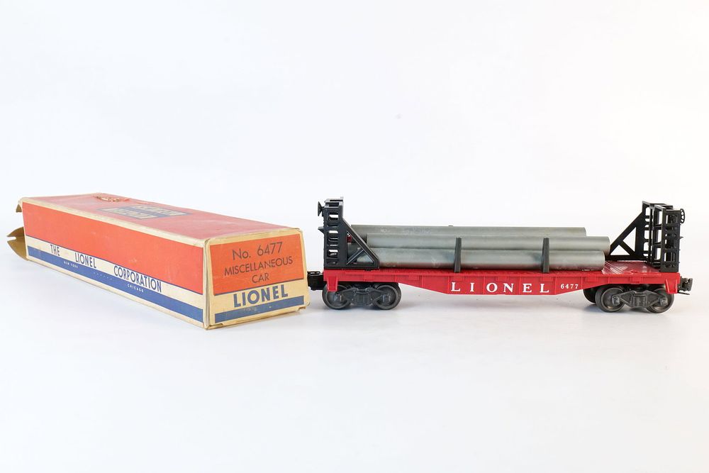 Lot 298: Vintage Lionel 0/27 Postwar Pipe Flat Bed Miscellaneous Car #6477