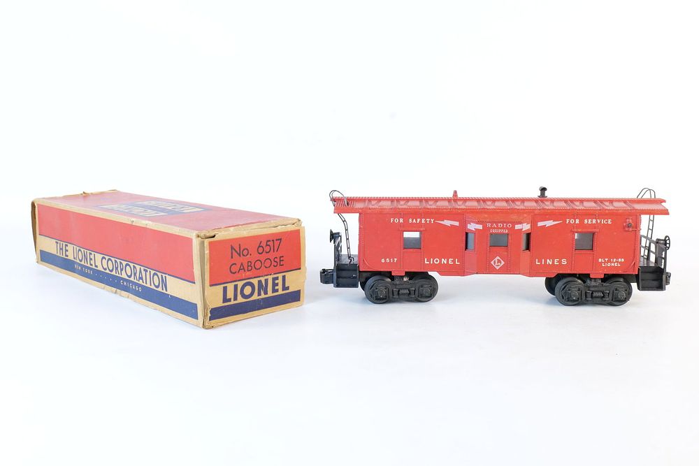 Lot 302: Vintage Lionel 0/27 Postwar Caboose #6517