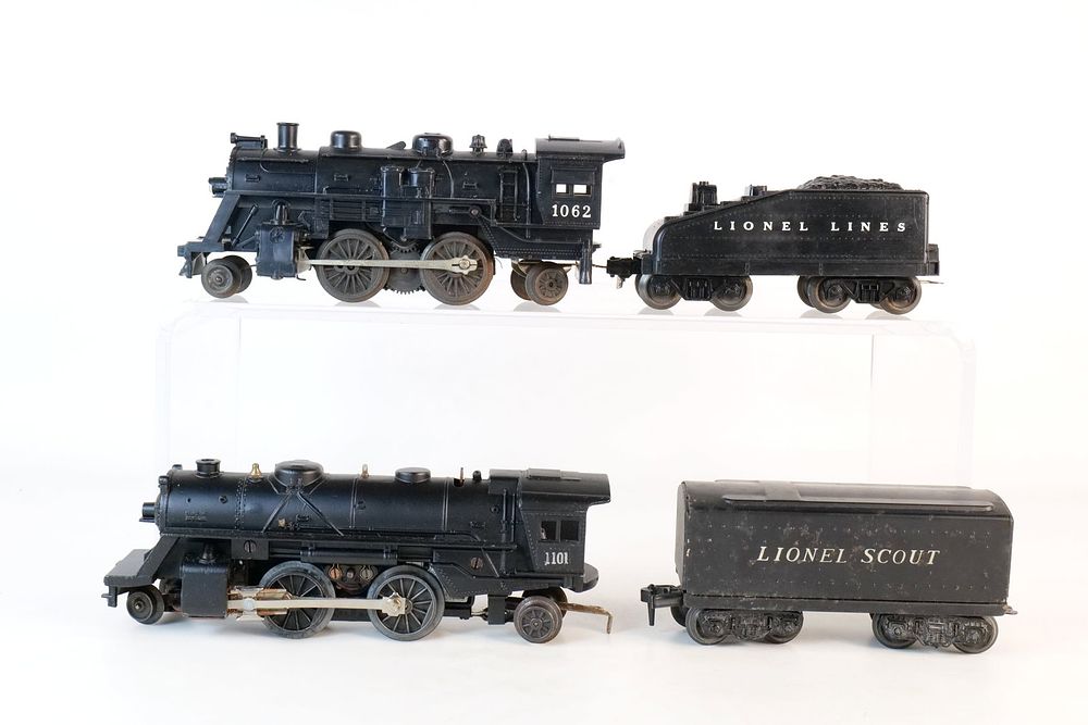 Lot 323: Lot of Vintage Lionel 0/27 Postwar Engines and Tenders