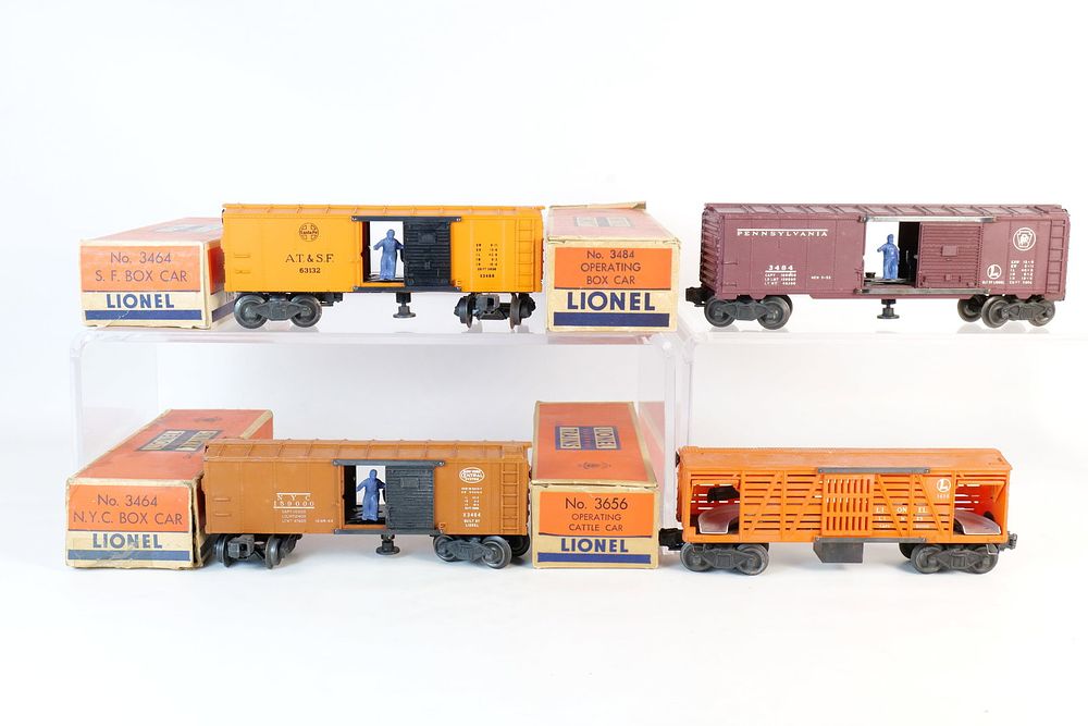 Lot 351: Group Lot of Vintage Lionel 0/27 Postwar Box Cars with Boxes