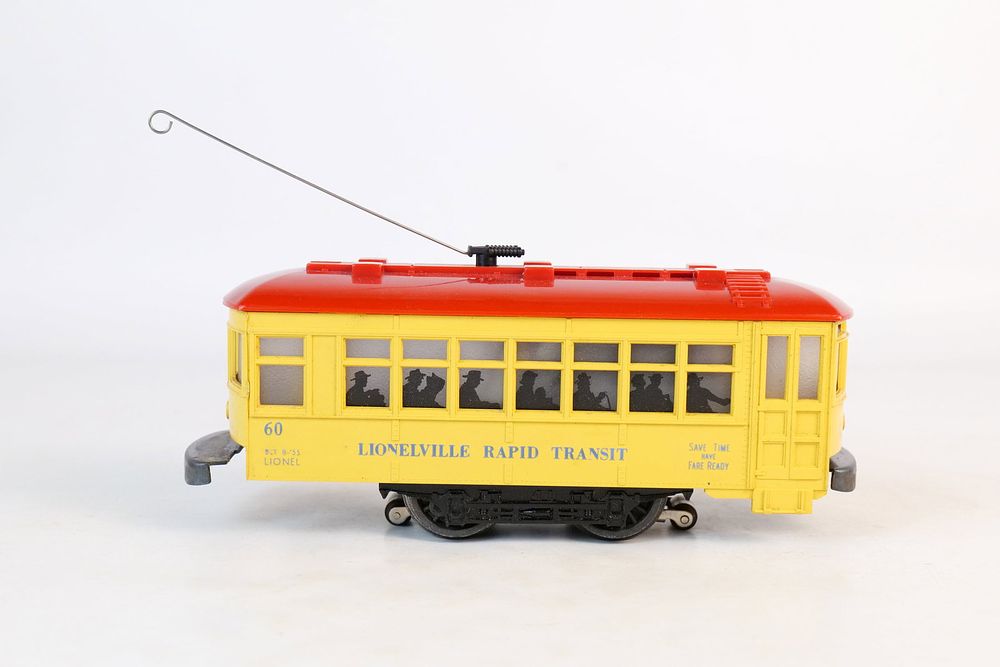 Lot 370: Vintage Lionel 0/27 Postwar Lionelville Rapid Transit Trolly #60