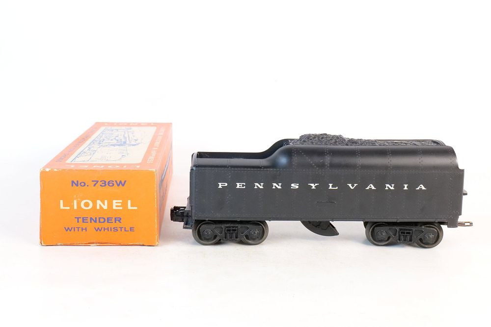 Lot 387: Vintage Lionel 0/27 Postwar Tender Pennsylvania RR #736W with box