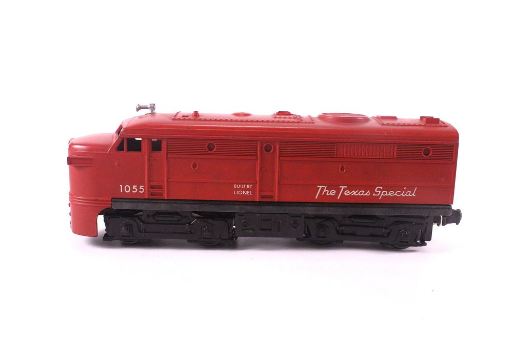 Lot 410: Vintage Lionel 0/27 Postwar The Texas Special Alco A Unit Diesel Locomotive #1055