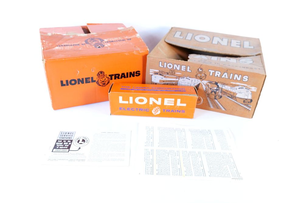 Lot 476: Lot of (2) Vintage Lionel 0/27 Postwar Set Boxes
