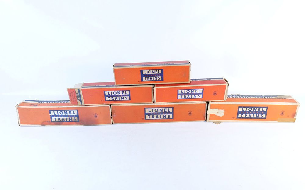 Lot 477: Lot of Vintage Lionel 0/27 and 0 Postwar Boxes