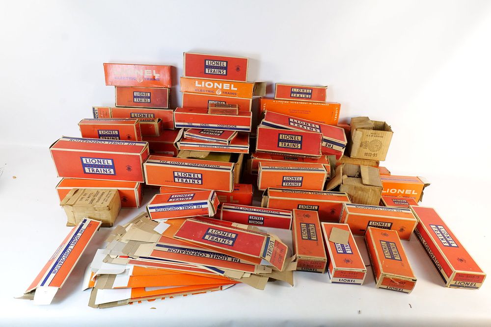 Lot 479: Huge Lot of Vintage Lionel 0/27 Postwar train Boxes