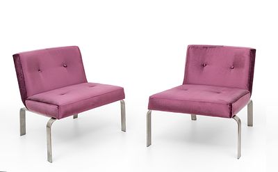 Poltronas . Poltronas EE.UU., 1970 Estructura en cromo y terciopelo 72 x 75 x 70 cm 2 piezas. 