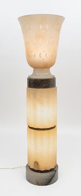 L&aacute;mpara art d&eacute;co (columna con urna). L&aacute;mpara art d&eacute;co (columna con urna) Italia , d&eacute;cada de 