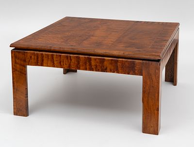 Mesa de centro. Mesa de centro Colombia, d&eacute;cada de 1970 Comino crespo 40 x 80 x 80 cm Matices 