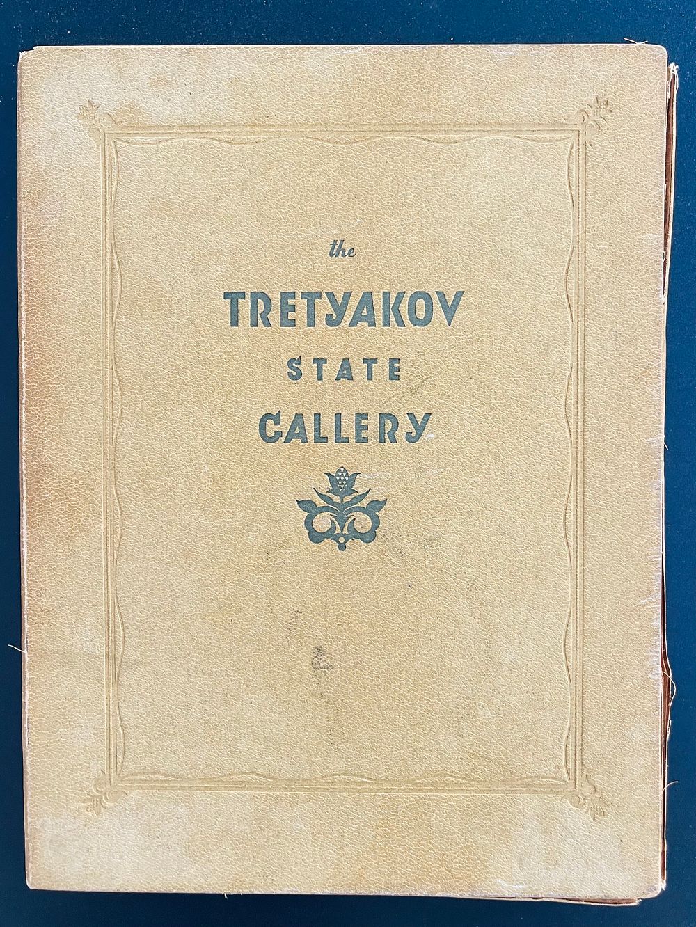 The State Tretyakov Gallery – Album of Reproductions | Moscow–Leningrad 1939. An official art 