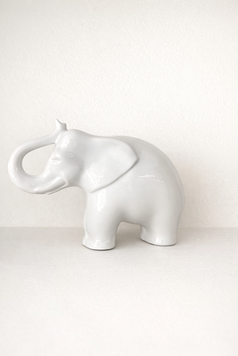 Israeli ceramics Tutat Naaman - Elephant. Porcelain length 20 cm height 14 cm