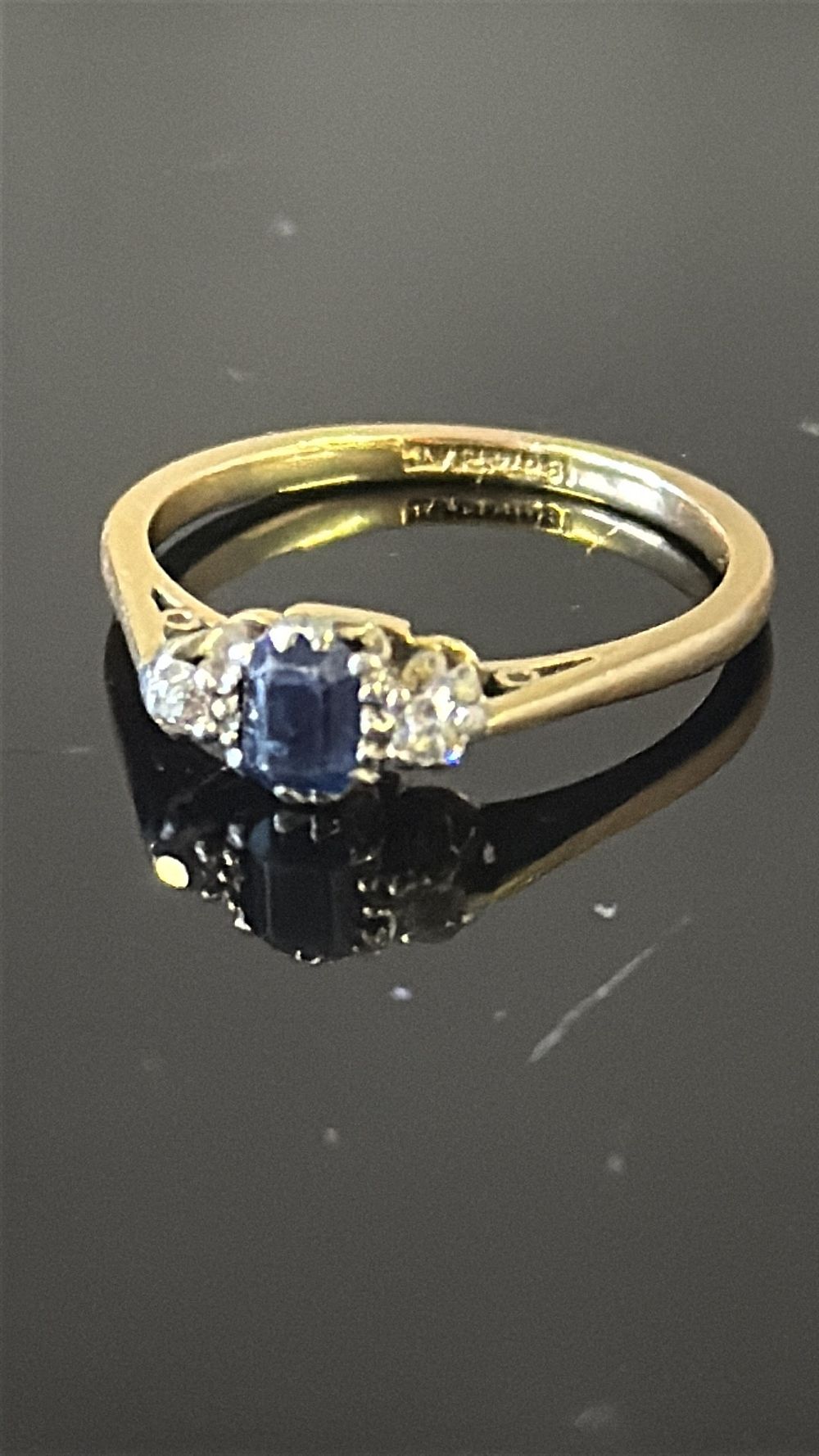 Bolton Auction Rooms | Auction 1 | LIVE General Auction - Jewellery, Watches, Glass, Ceramics & collectables