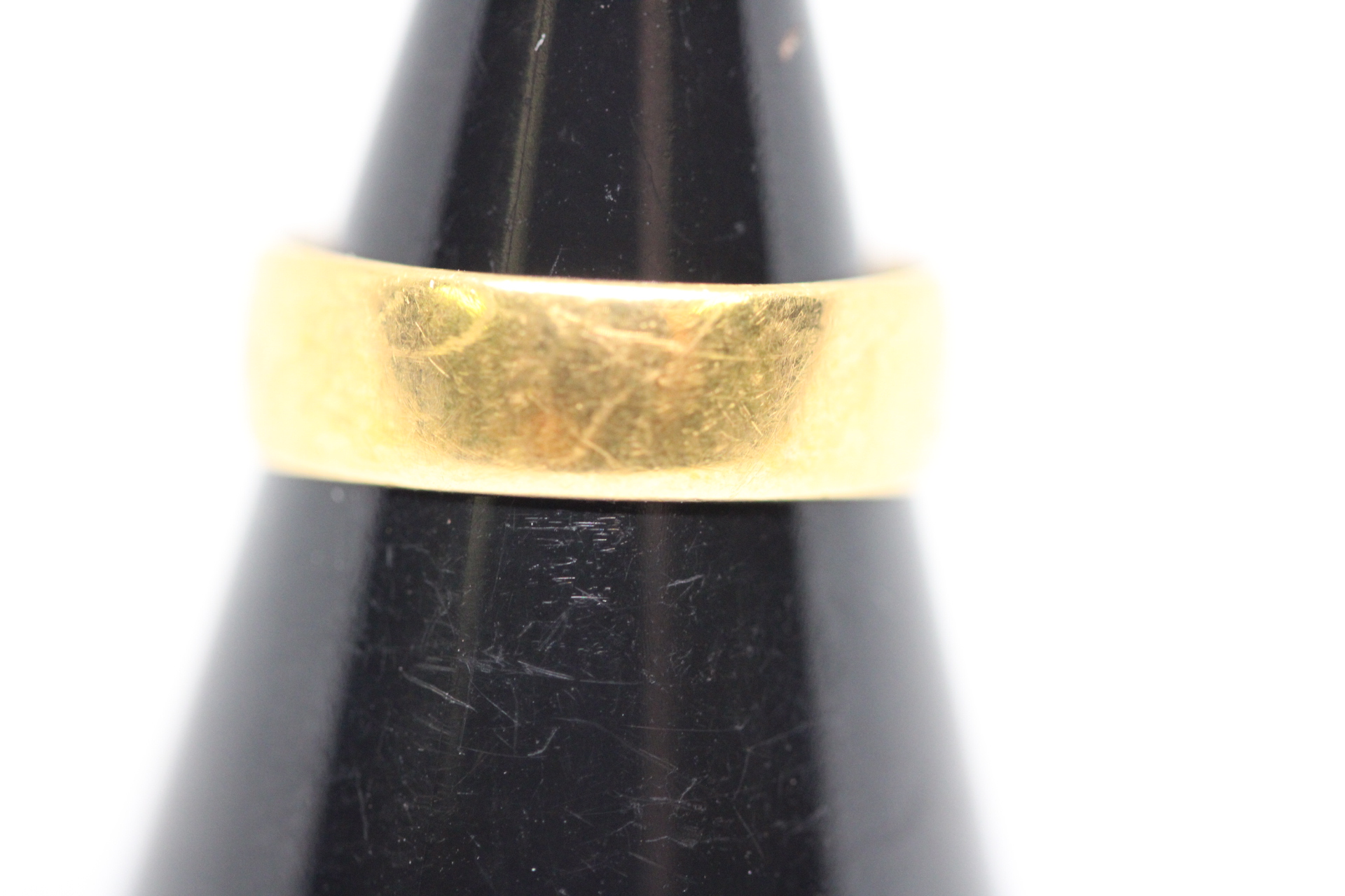 22ct Gold band Weight 2.5g Size H