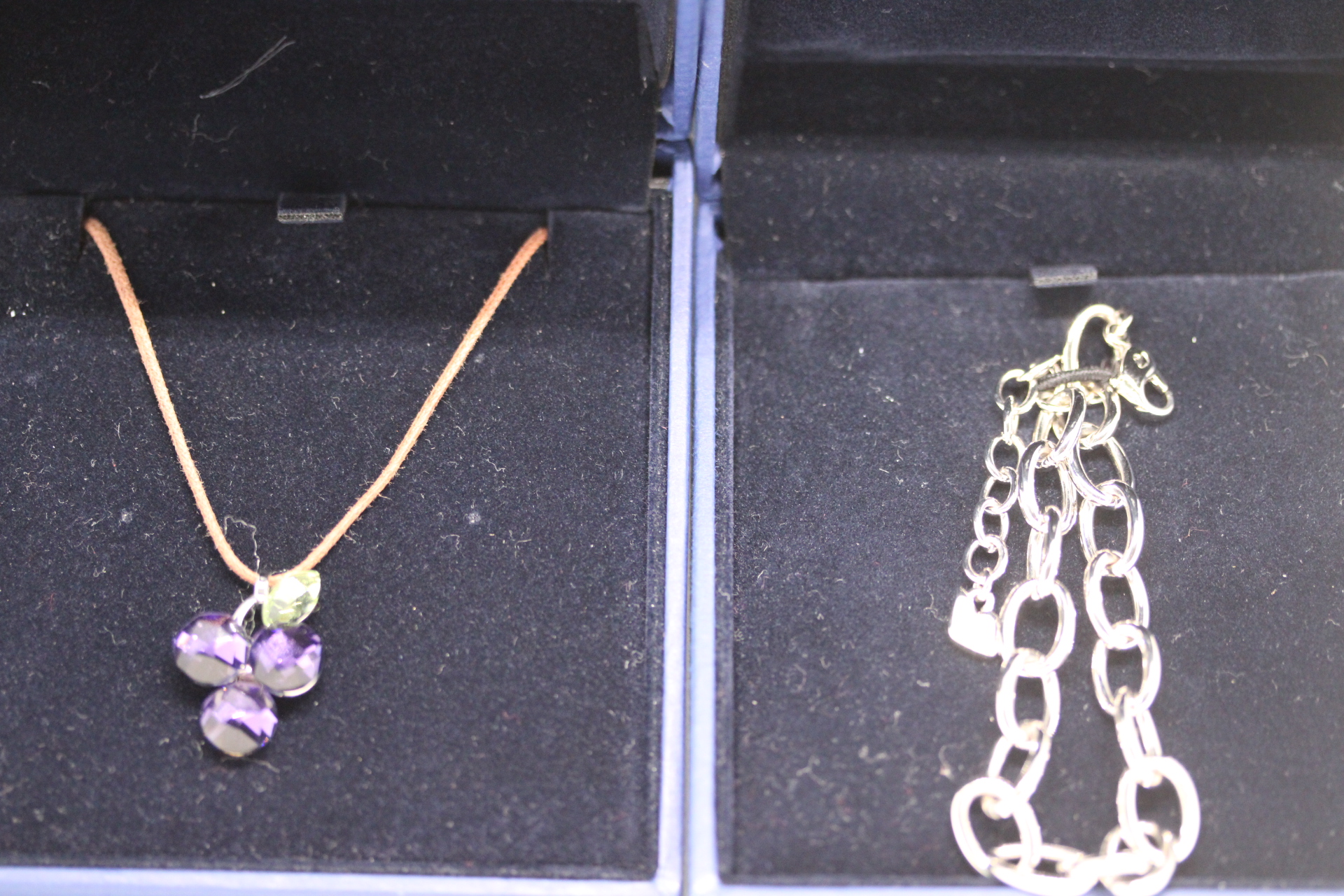 Swaorvski chain & pendant together with Swarovski bangle